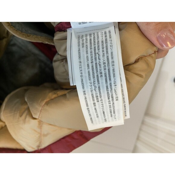 Abercrombie Fitch Down Quilted Jacket Medium Burgundy Womens Hooded Long Button - Picture 12 of 16